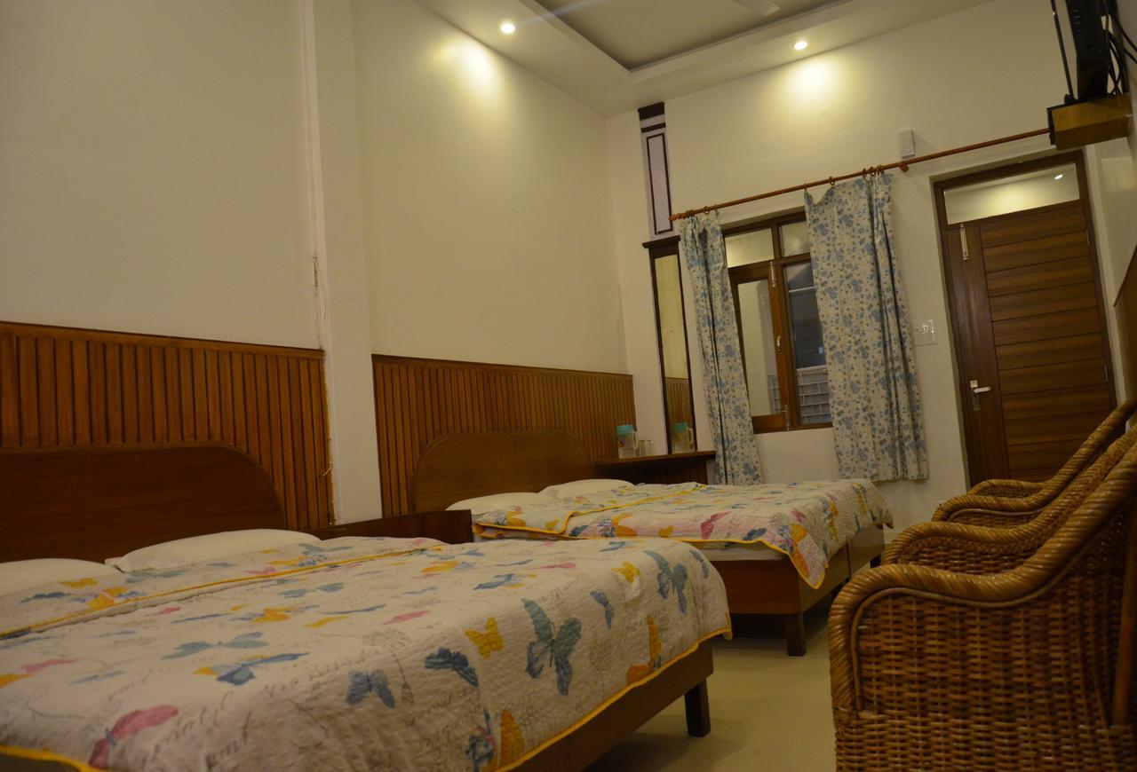 Clarks Hotell Mussoorie Exteriör bild