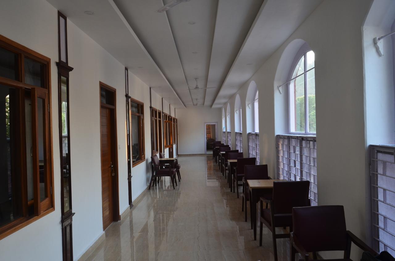 Clarks Hotell Mussoorie Exteriör bild